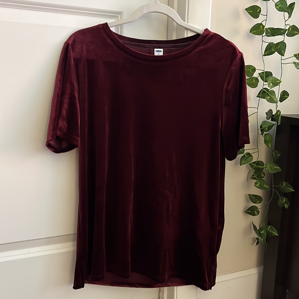 Old Navy Red Velvet Short Sleeve Top